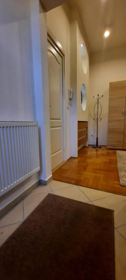 דברצן City Life Apartment מראה חיצוני תמונה