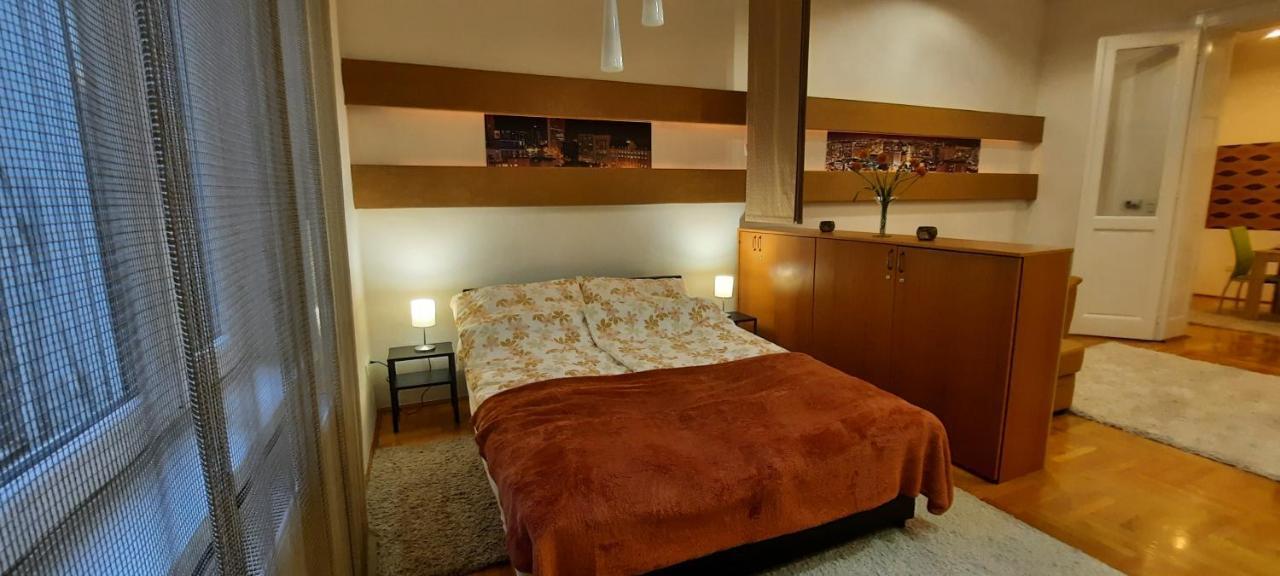 דברצן City Life Apartment מראה חיצוני תמונה