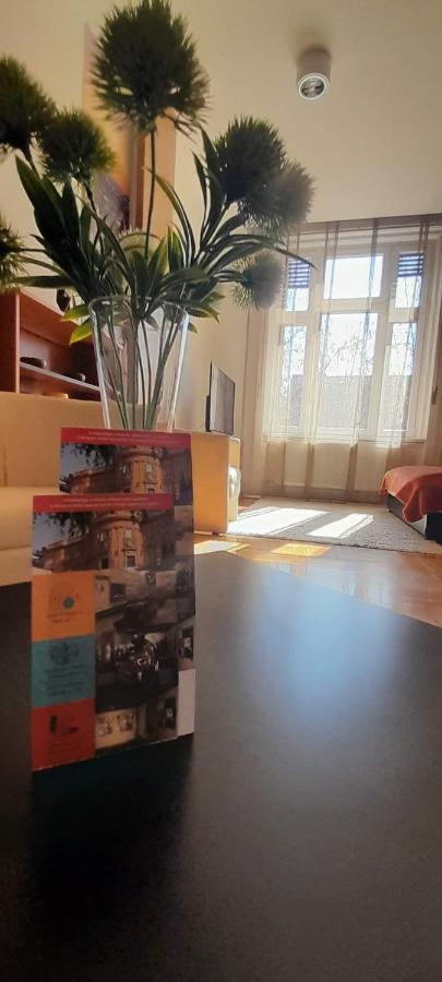 דברצן City Life Apartment מראה חיצוני תמונה
